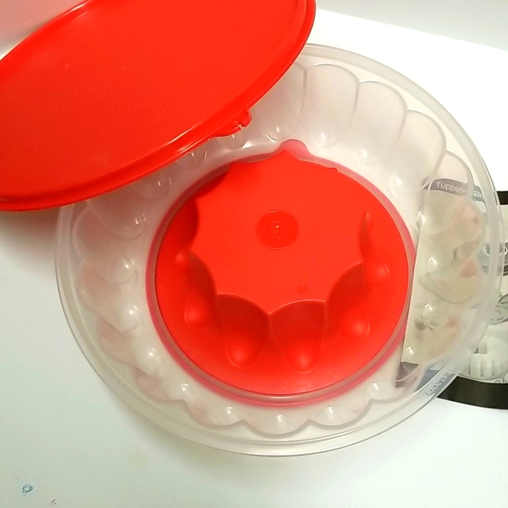 Tupperware jello ring mold - Picture 2 of 8